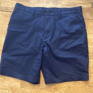 Banana Republic 9" Slim Core Temp Short Blue 33